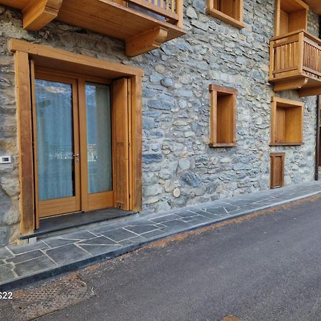 Grazioso Trilocale Con Ampia Terrazza Apartamento Chiesa in Valmalenco Exterior foto